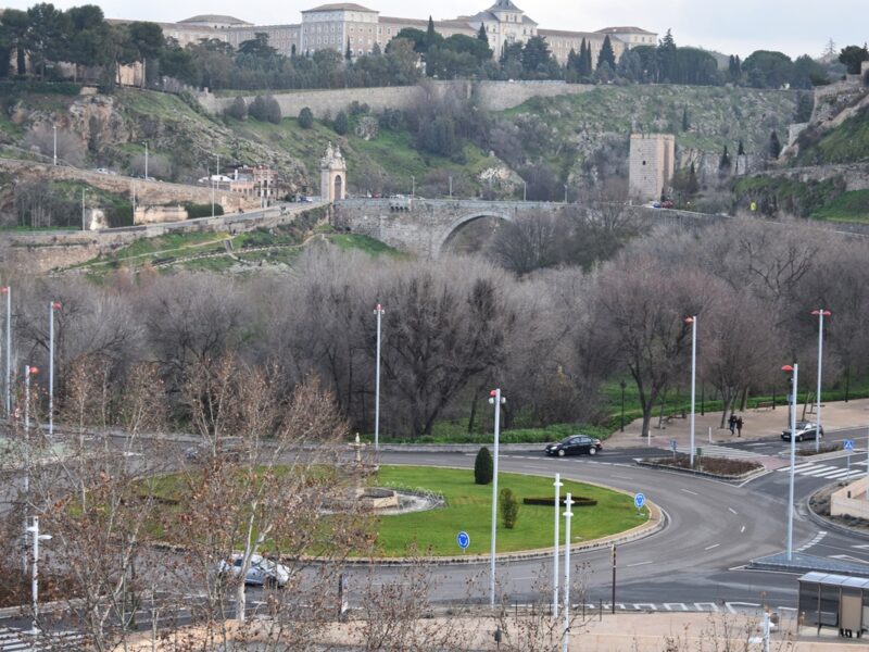PP y Vox aprueban el Plan de Movilidad de Tolón de 2021 para cumplir con la ZBE y no perder ayudas al transporte público