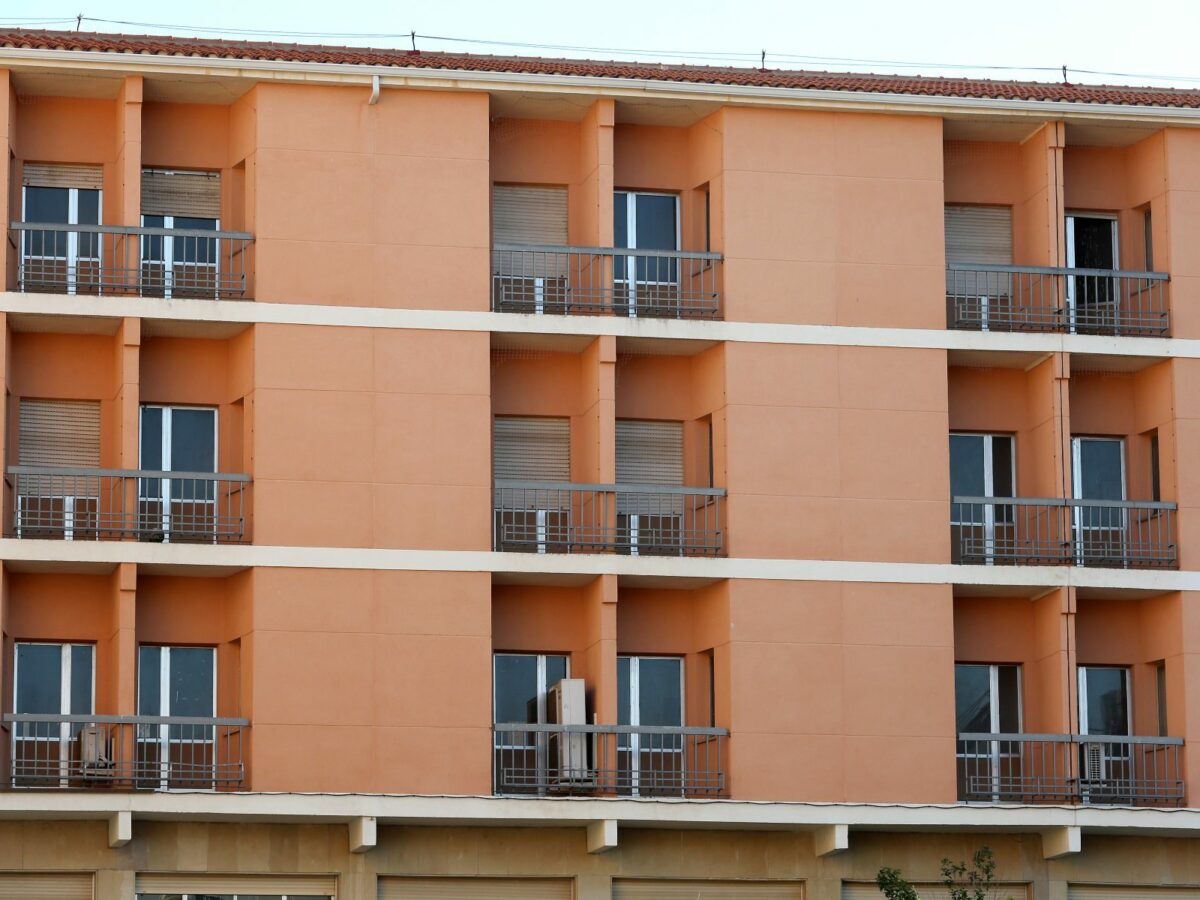 La Escuela de Enfermería, más cerca de ser de propiedad municipal y convertirse en una residencia universitaria con 200 plazas