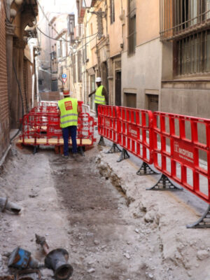 Una nueva ordenanza permitirá elegir empresas en Toledo cuando se realicen zanjas en el espacio público